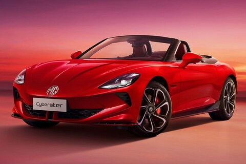 MG Cyberster: elektrische roadster met vlinderdeuren nu vanbinnen