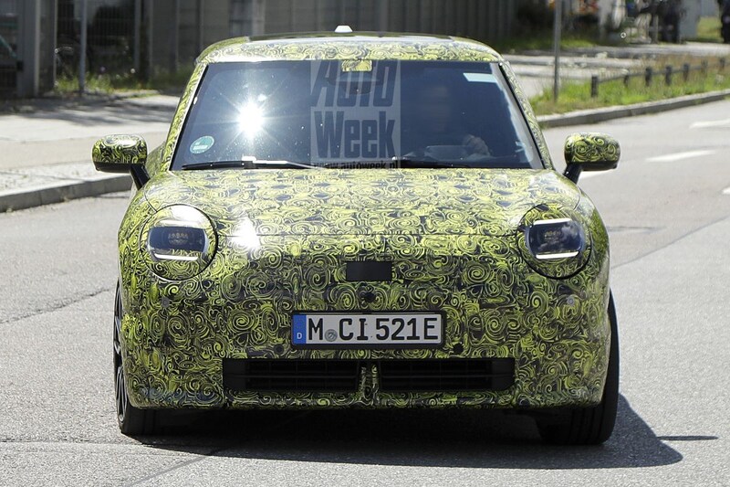 Mini Cooper E JCW spyshots
