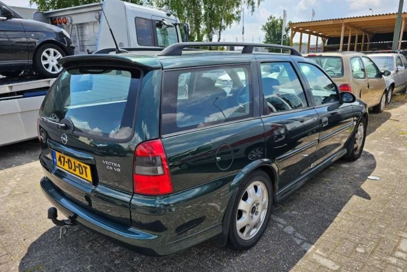 Auto's onder â¬1.000 Opel Vectra 2.5 V6 Caravan