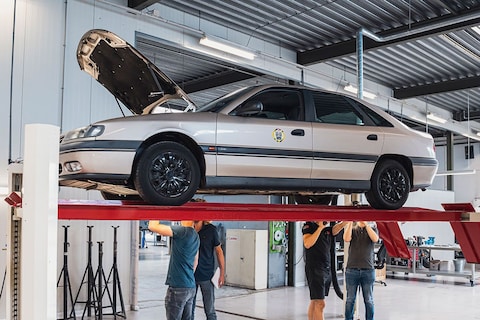 Barrelbrigade 2023 - Renault Safrane - Klokje Rond-keuring