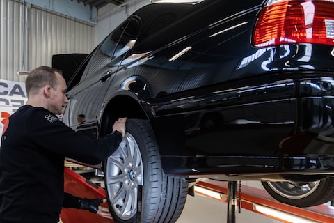 Personeelstekort in de autobranche zit iedereen in de weg