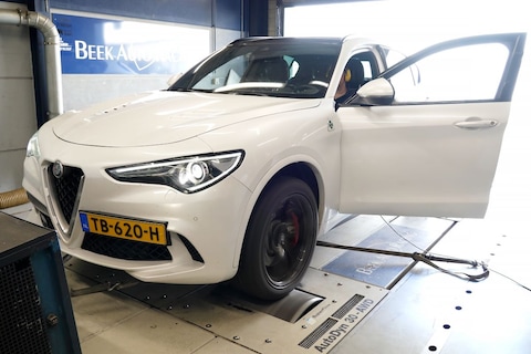 Alfa Romeo Stelvio Quadrifoglio - Op de Rollenbank