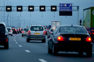 Matrixbord snelweg snelheid (ANP) A2 Breukelen file