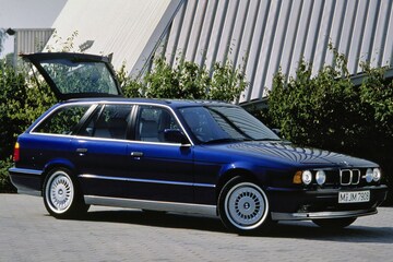 BMW M5 Touring E34