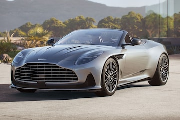 Aston Martin DB12 Volante