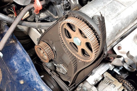 Daarom is een gebroken distributieriem zo duur