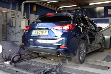 Mazda 3 2.0 SkyActiv-G 120 - Op de Rollenbank