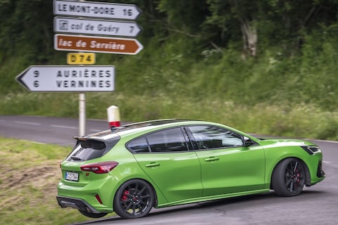 Test Ford Focus ST Track Pack: 'op eenzame hoogte in bijna uitgestorven segment'