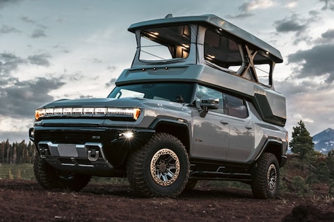 Avontuurlijk kamperen in elektrische Hummer van ruim 4.000 kilo