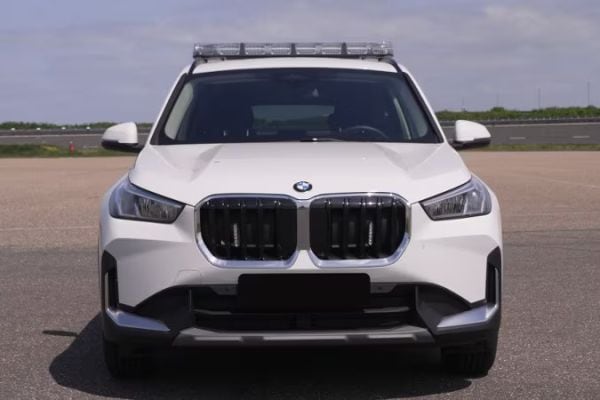 BMW X1 en Ford Kuga politie