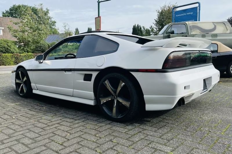 Pontiac Fiero