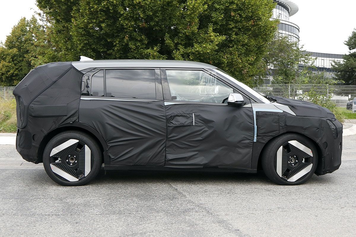 Spyshots Kia EV3 of EV4