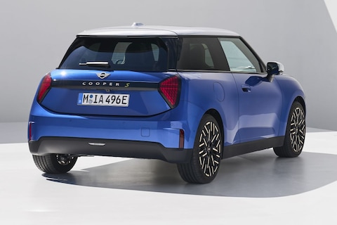 BMW investeert dik 700 miljoen in MINI-fabriek Oxford