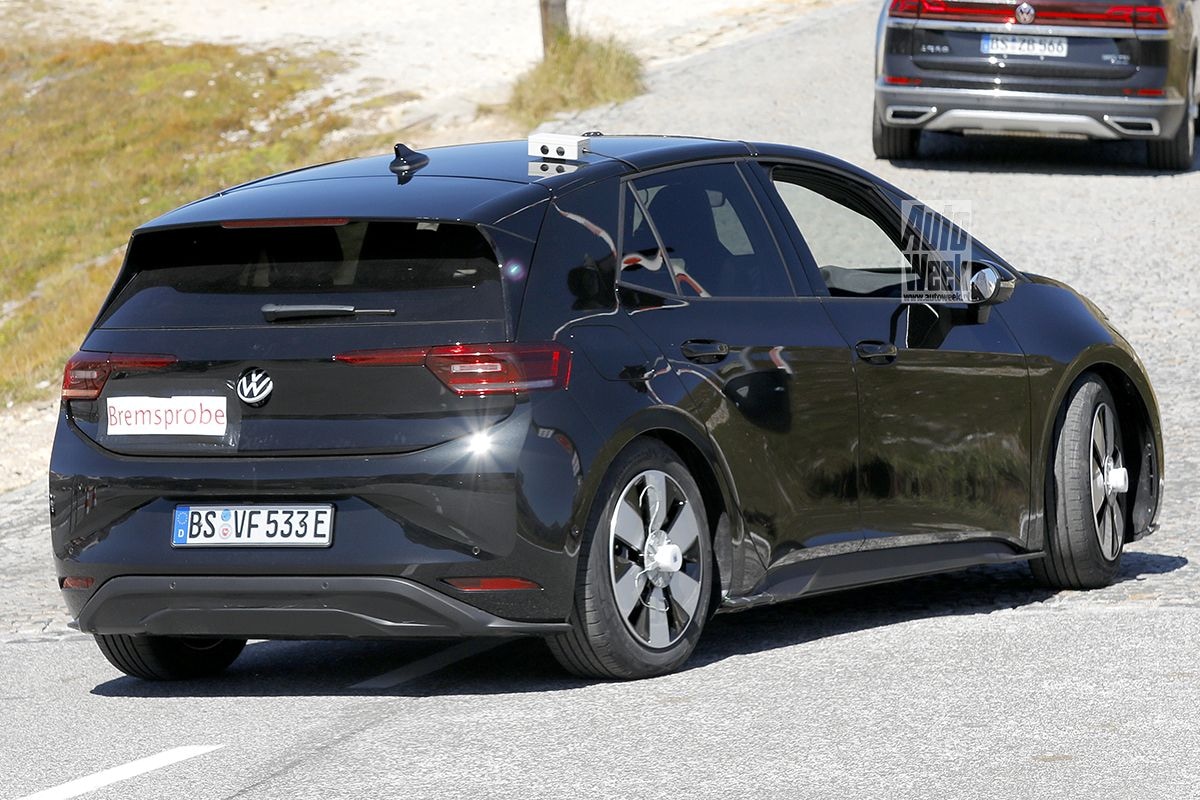 Spyshots Volkswagen ID3 GTX