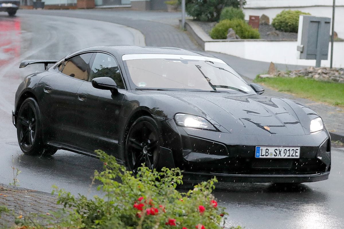 Spyshots Porsche Taycan