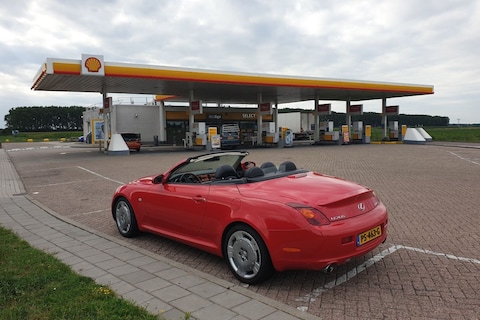 Meer beleid en minder tankstations bij verzorgingsplaatsen langs de snelweg