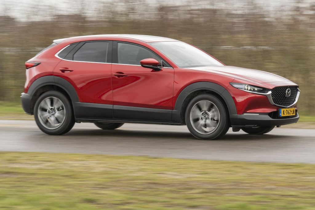 'Met vorige auto's tankte ik dure 98-benzine, is dat voor mijn Mazda CX ...