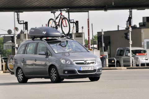 Moet je meer tol betalen met een dakkoffer? 