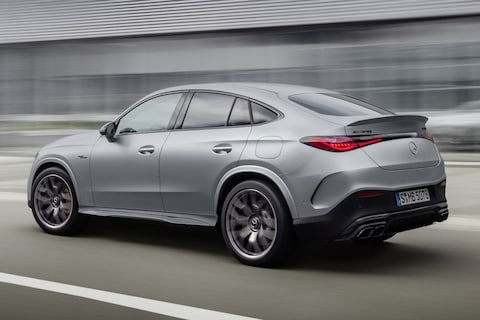 Mercedes-AMG GLC Coupé: heftige stekkerversie is relatief voordelig