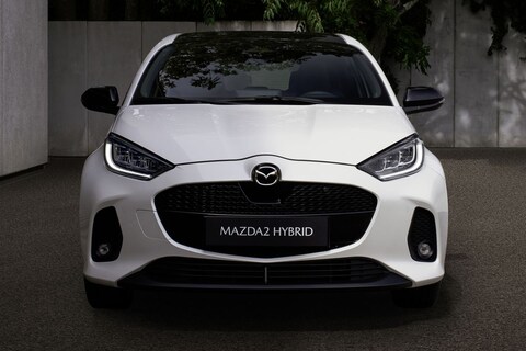 Mazda’s hybride Toyota Yaris opgefrist