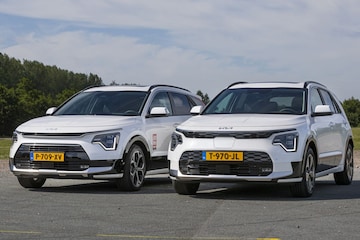 Kia Niro Hybrid vs Kia Niro EV