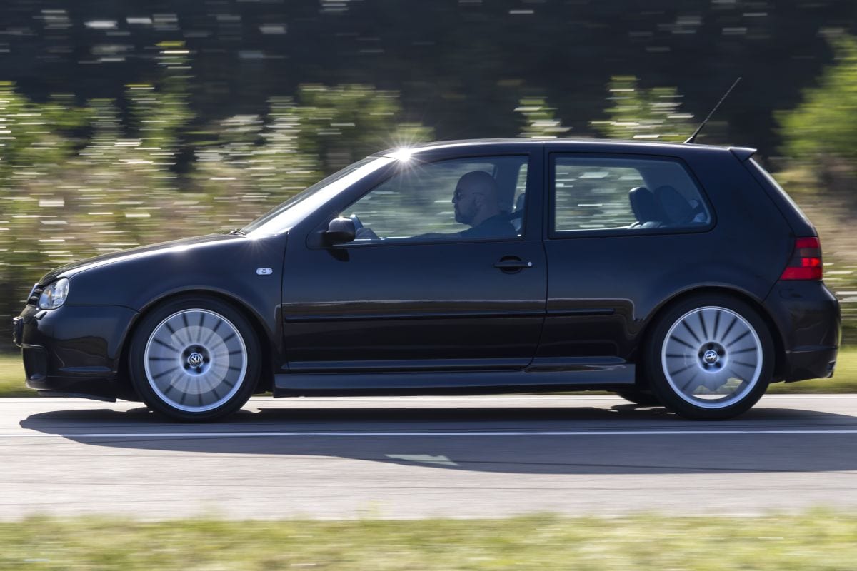 Volkswagen Golf IV R32