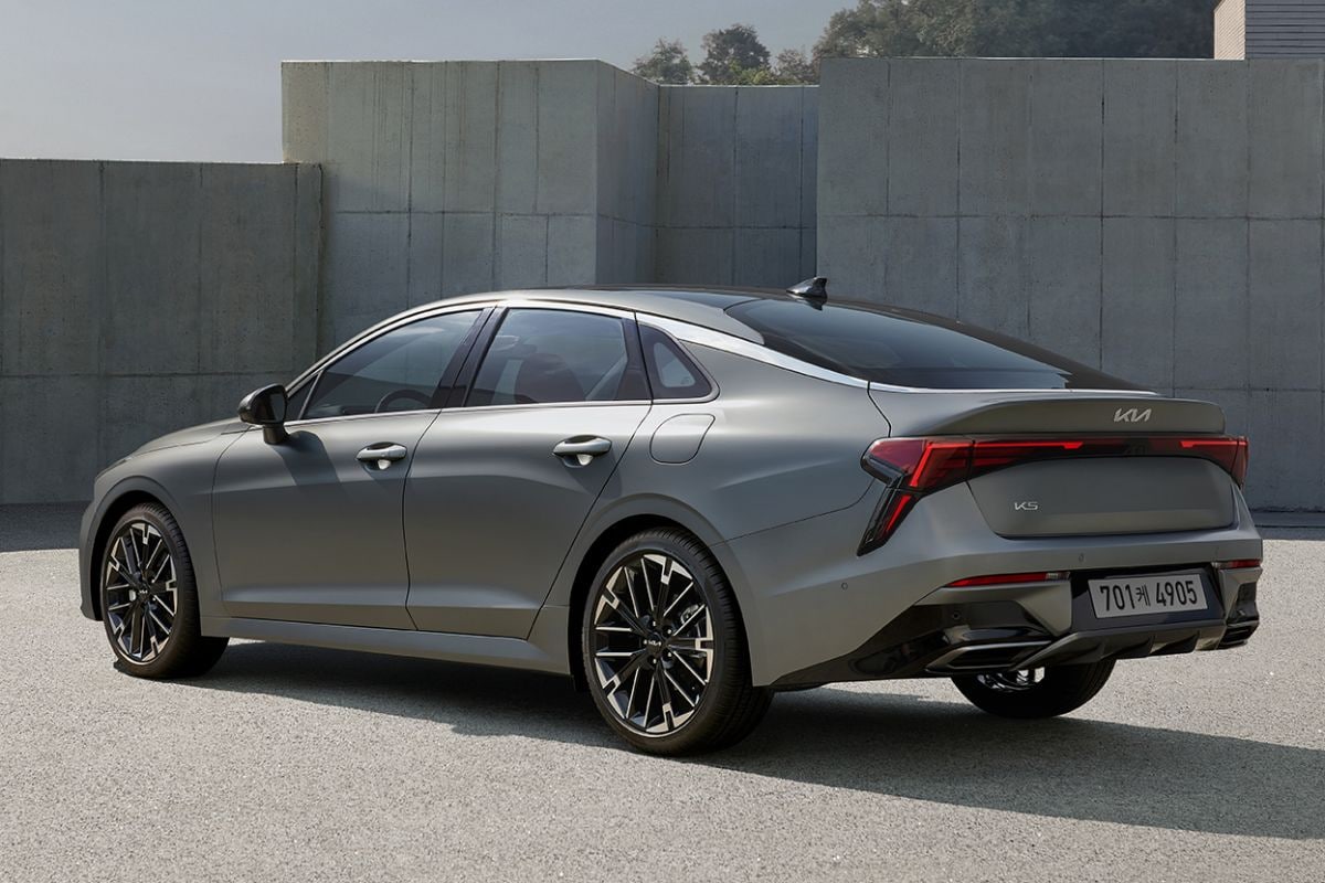 Kia K5 facelift oud nieuw