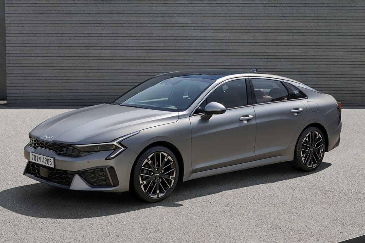 Kia K5 facelift oud nieuw