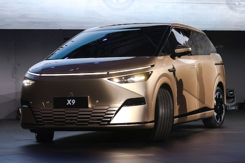 Xpeng onthult nu zelf de X9: enorme elektrische MPV