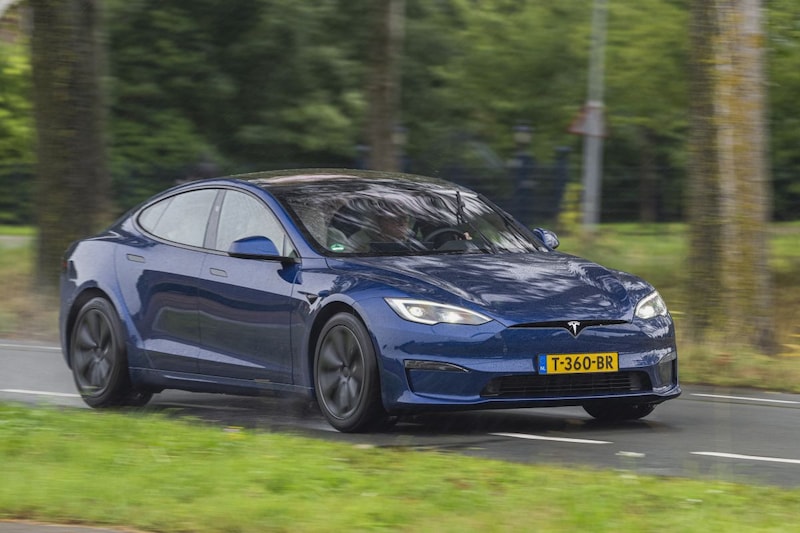 Tesla Model S Long Range (2023)
