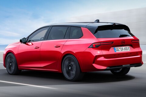 Opel Astra Sports Tourer Electric: minder duur dan Peugeot e-308 SW
