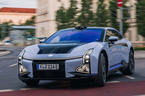 'HiPhi in zwaar weer: productie stilgelegd'