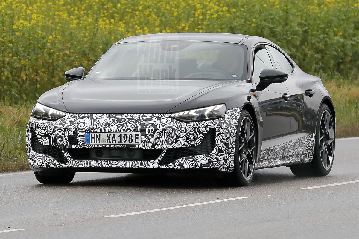 Audi E-tron GT spyshots