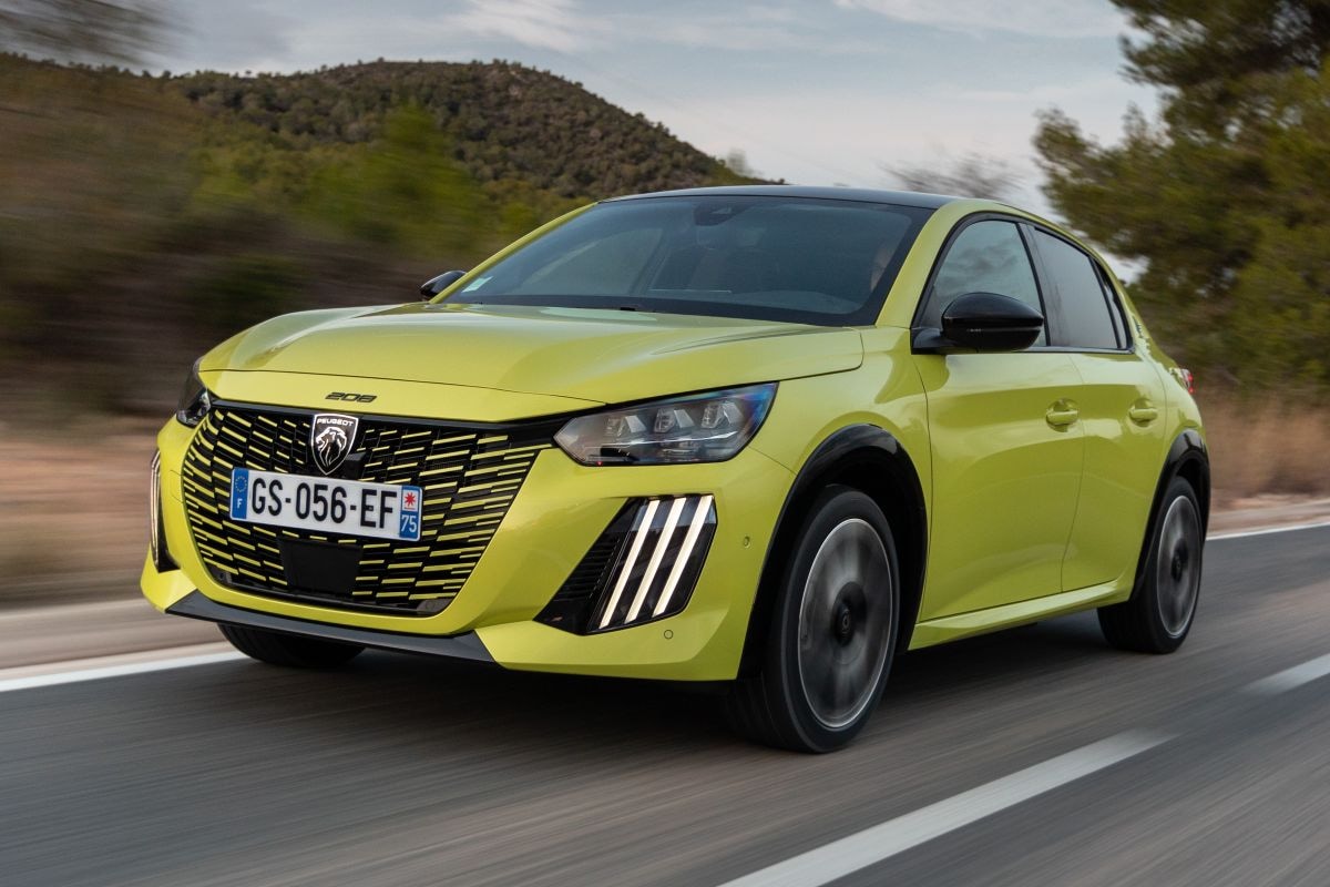 Peugeot 208 e-208 facelift