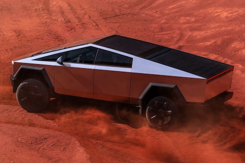 Tesla Cybertruck: bloedsnel, praktisch en ijzersterk