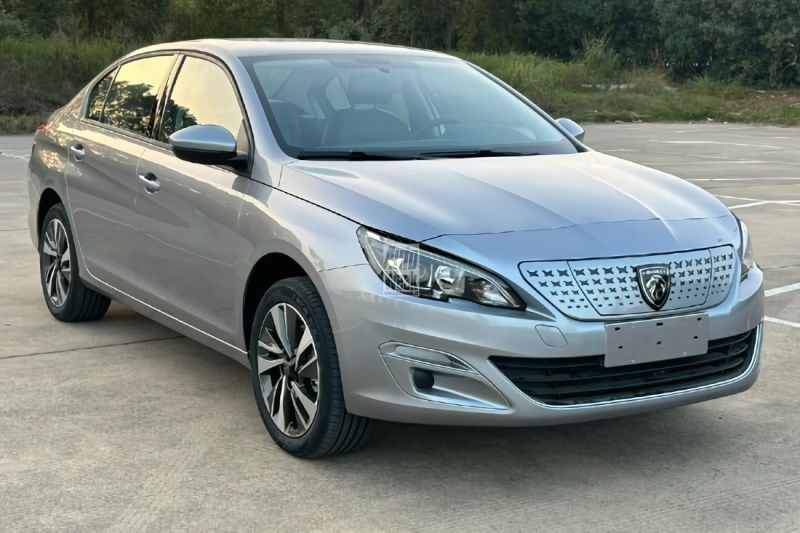 Peugeot e-408 China