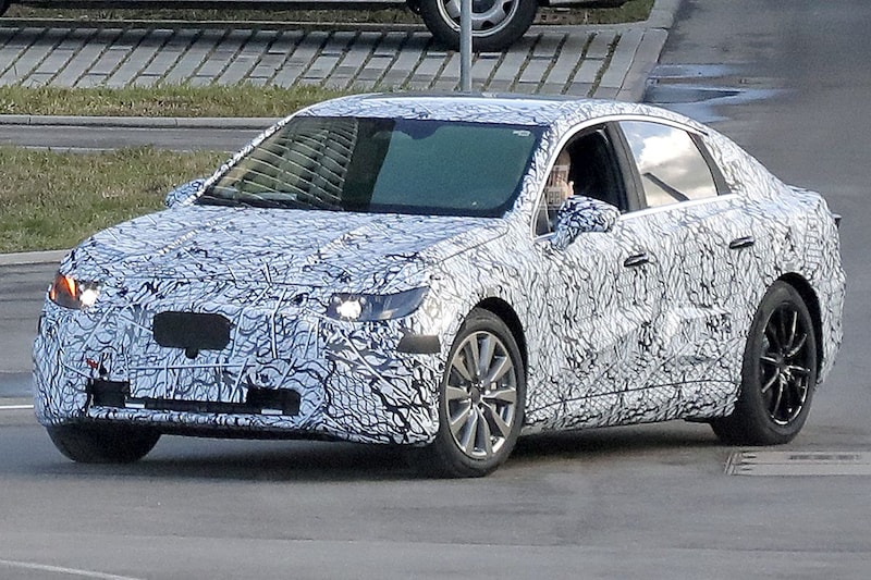 Spyshots Mercedes-Benz EQC