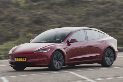 Tesla Model 3 (2023-nu)