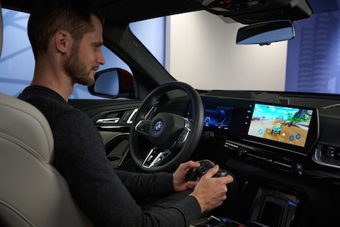 In BMW's kun je (makkelijker) gaan gamen en tv-kijken