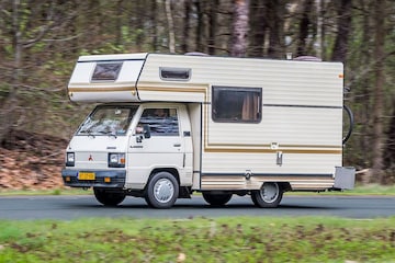 Mitsubishi L300 Camper