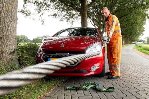 Niet eerder zijn er zoveel auto's weggesleept als in 2023