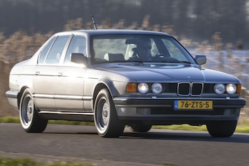 BMW 735i (E32) 1987