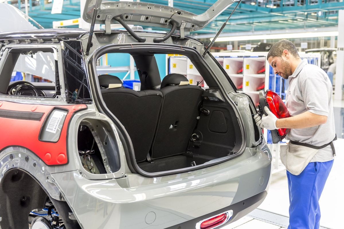 VDL Nedcar Mini productie (ANP)