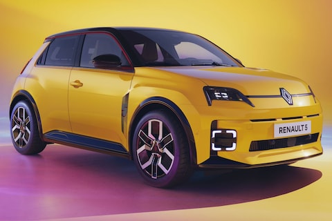 Renault 5 E-TECH urban range iconic cinq