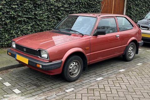 Deze Honda Civic is een opvallende overlever – In het Wild