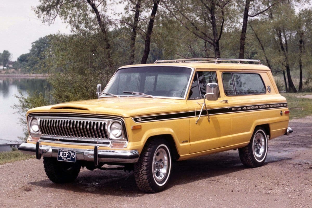 Jeep Cherokee SJ