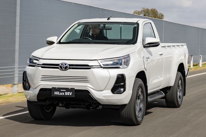 Toyota Hilux Revo BEV Concept