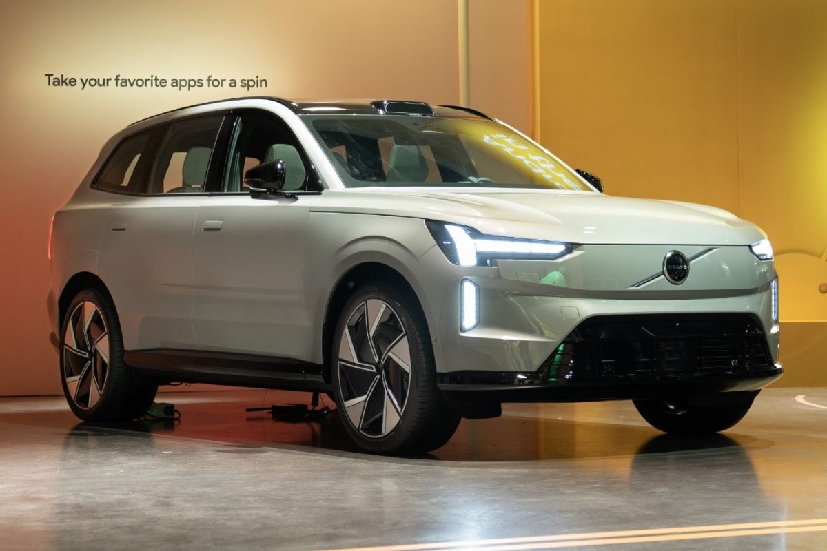Volvo EX90