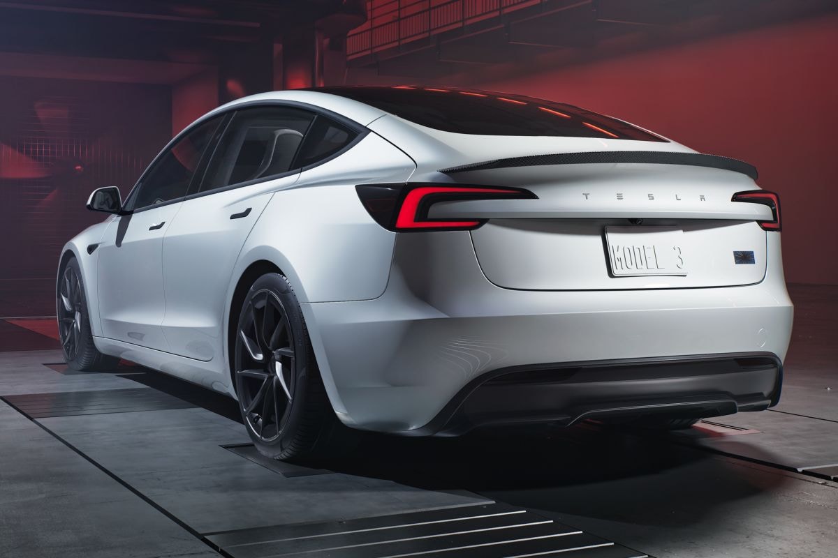 Tesla Model 3 Performance