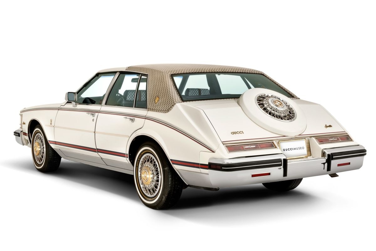 Cadillac Seville Bustleback